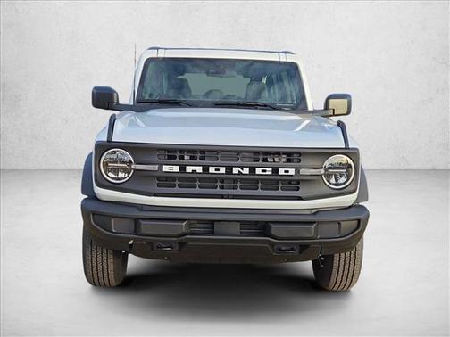 2025 Ford Bronco Base 4 Door 4x4