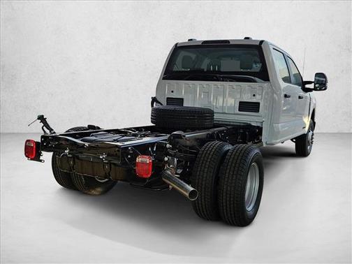 Oxford White 2026 Ford F-350 XL