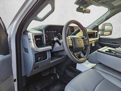 Oxford White 2026 Ford F-350 XL