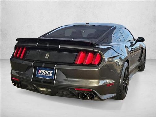 2017 Ford Shelby GT350 Base