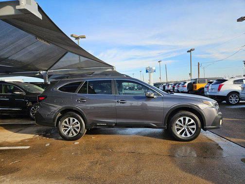 2022 Subaru Outback Premium