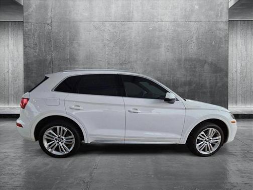 2018 Audi Q5 2.0T Prestige