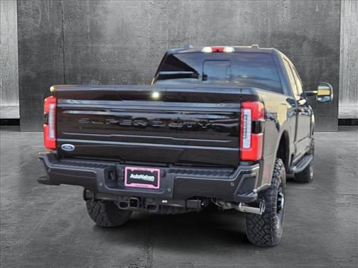 2025 Ford F-350 Platinum