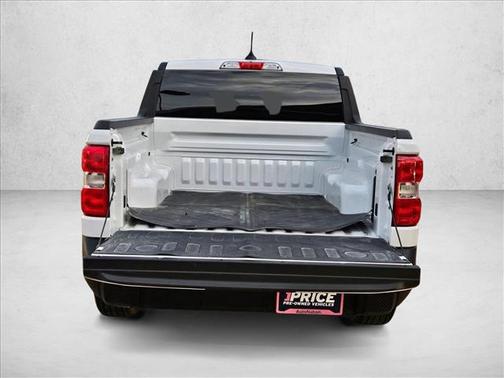 Oxford White 2025 Ford Maverick XL