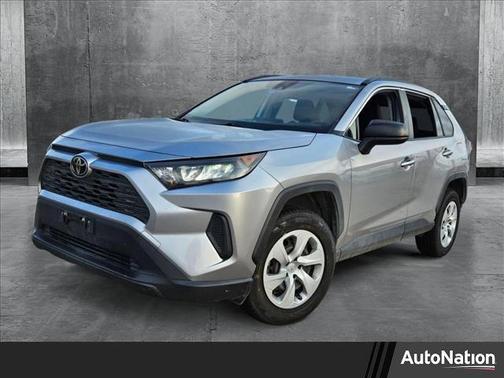 2019 Toyota RAV4 LE