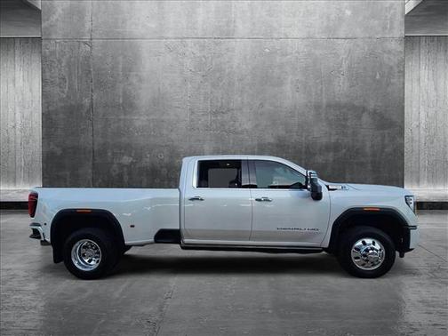 2024 GMC Sierra 3500 Denali