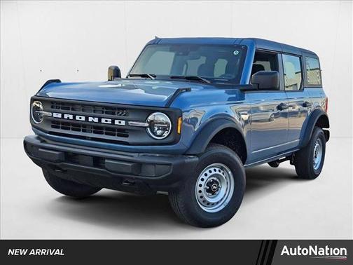 2025 Ford Bronco Base 4 Door 4x4
