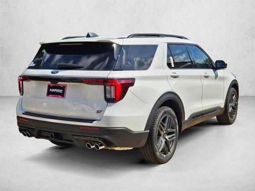 Star White Metallic Tri-Coat 2026 Ford Explorer ST