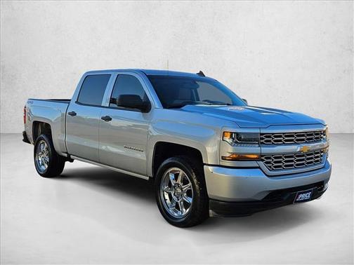 Silver Ice Metallic 2018 Chevrolet Silverado 1500 Custom