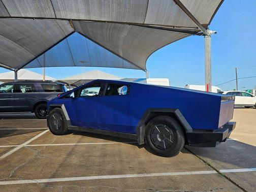 2024 Tesla Cybertruck All-Wheel Drive