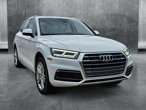 2018 Audi Q5 2.0T Prestige