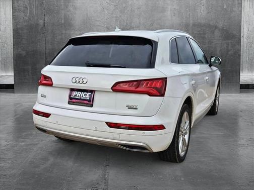 2018 Audi Q5 2.0T Prestige