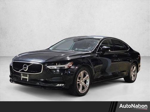 2017 Volvo S90 T5 Momentum
