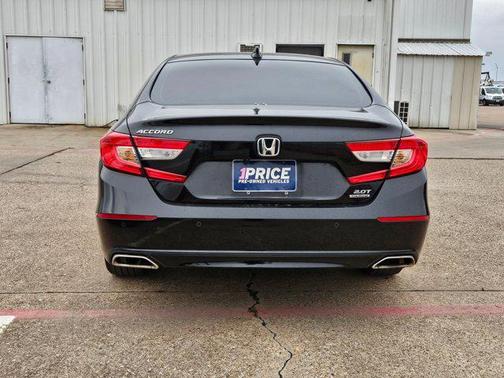 2018 Honda Accord Touring 2.0T