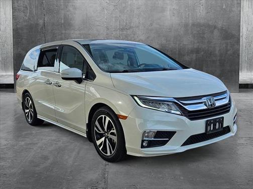 2018 Honda Odyssey Elite