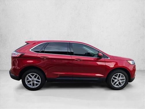 Rapid Red Metallic Tinted Clearcoat 2024 Ford Edge SEL
