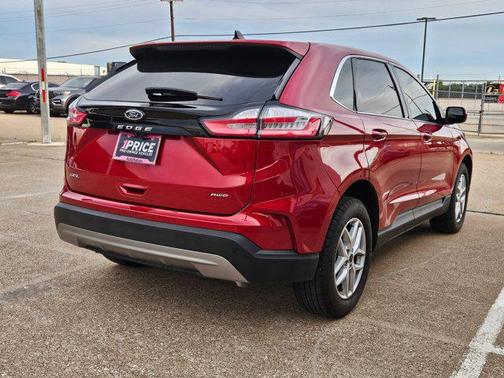 Rapid Red Metallic Tinted Clearcoat 2024 Ford Edge SEL