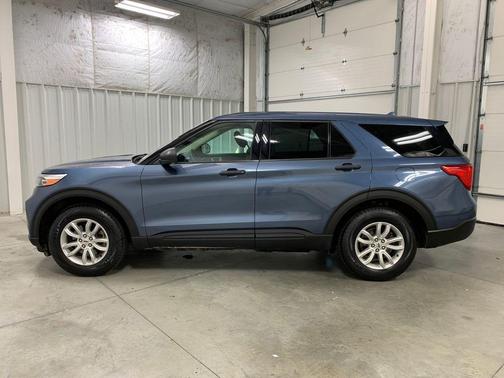 2020 Ford Explorer Base