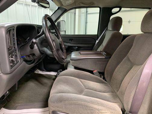 2006 Chevrolet Silverado 2500 LT H/D Crew Cab