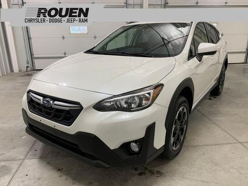 Crystal White Pearl 2021 Subaru Crosstrek Premium