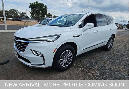 2022 Buick Enclave Essence