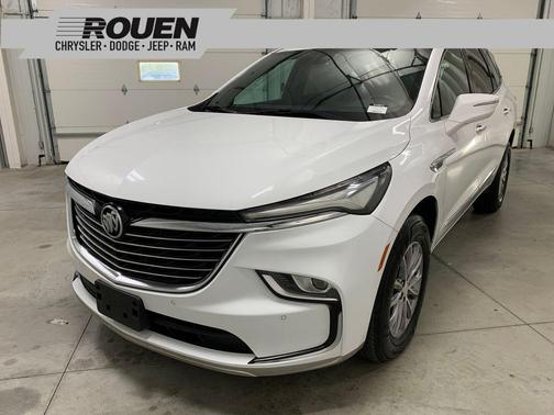 2022 Buick Enclave Essence