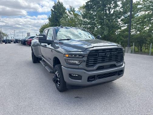 Ceramic Gray 2026 RAM 3500 Big Horn