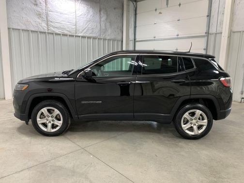 2023 Jeep Compass Sport