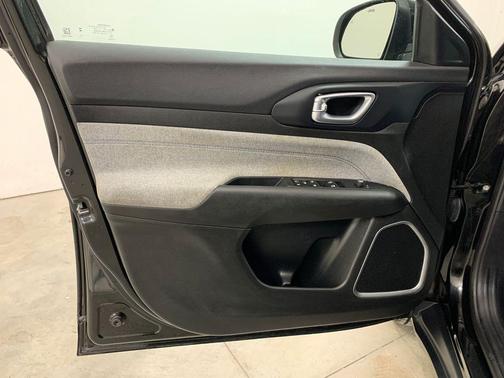 2023 Jeep Compass Sport