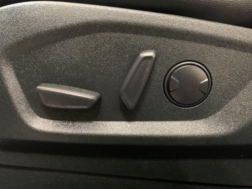 2022 Ford Edge ST Line