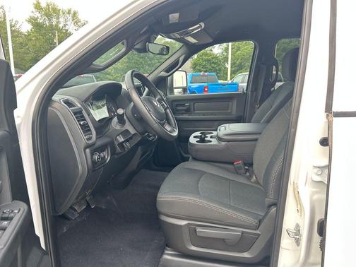 Bright White Clearcoat 2025 RAM 2500 Tradesman