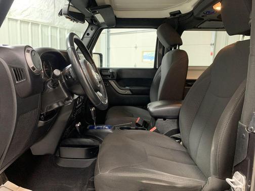 2017 Jeep Wrangler Sport