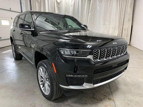 Diamond Black 2023 Jeep Grand Cherokee L Summit