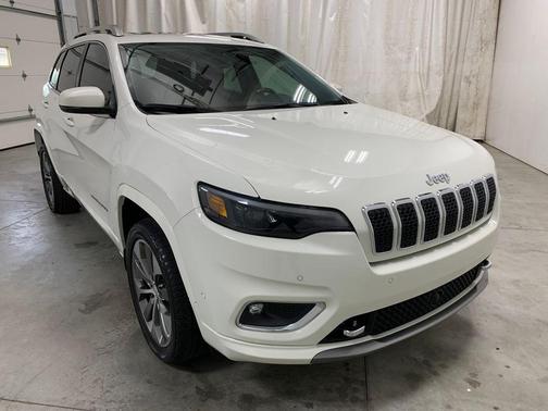 2019 Jeep Cherokee Overland