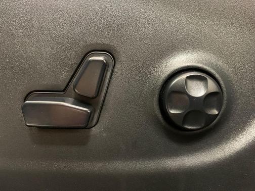 2019 Jeep Cherokee Overland