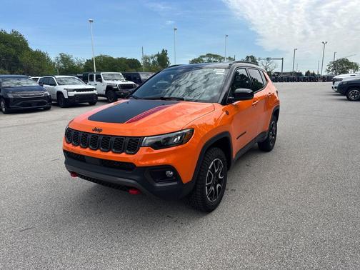 JOOSE EXTERIOR PAINT 2026 Jeep Compass Trailhawk