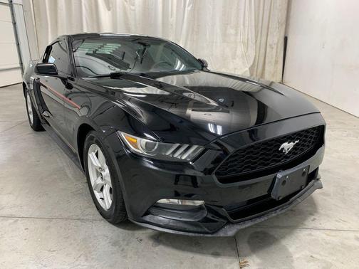 2017 Ford Mustang V6