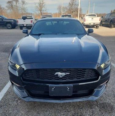 2017 Ford Mustang V6