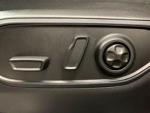 2022 Jeep Grand Cherokee 4xe Overland