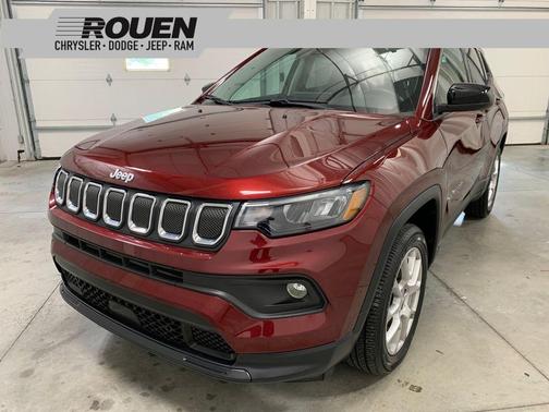 2022 Jeep Compass Latitude Lux