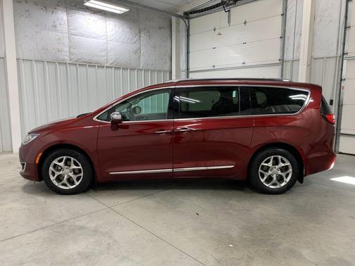 2019 Chrysler Pacifica Limited