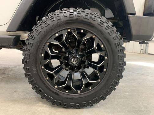 2012 Jeep Wrangler Unlimited Sport