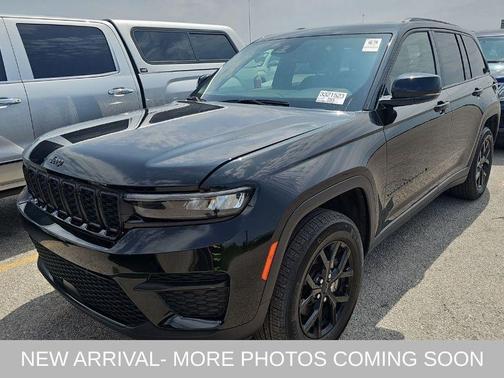 2024 Jeep Grand Cherokee Laredo