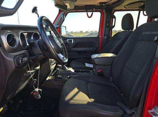 2022 Jeep Gladiator Overland