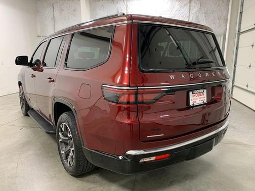 2023 Jeep Wagoneer Series III