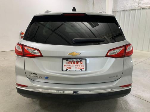 Silver Ice Metallic 2019 Chevrolet Equinox 3LT