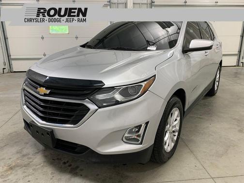Silver Ice Metallic 2019 Chevrolet Equinox 3LT