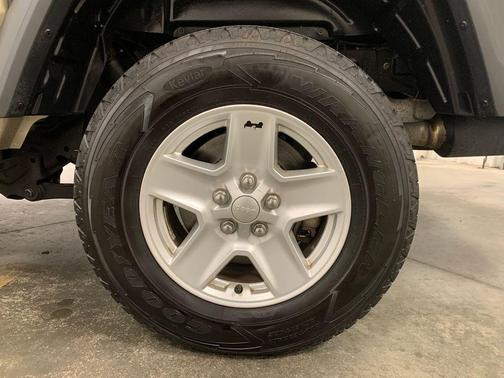 Gobi Clearcoat 2020 Jeep Gladiator Sport