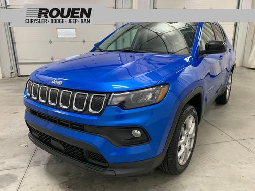 2022 Jeep Compass Latitude Lux