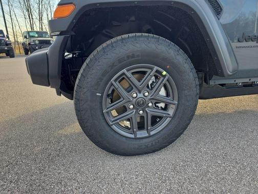 Anvil Clearcoat 2026 Jeep Wrangler Sport